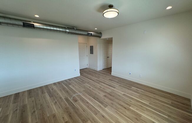 2 beds, 2 baths, 909 sqft, $1,395, Unit 3101