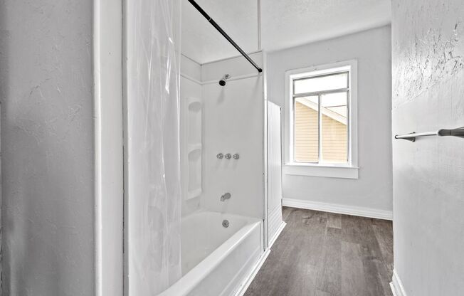 200 - 212 3rd Street