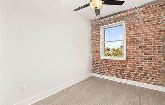 2 beds, 1 bath, 850 sqft, $1,750, Unit 203