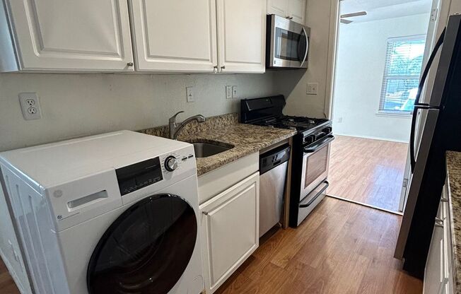 1 bed, 1 bath, 504 sqft, $1,450, Unit Unit 3