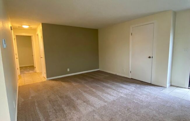 2 beds, 1 bath, 900 sqft, $1,950, Unit 1720-A1