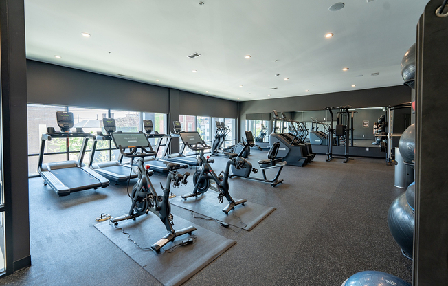 On-site 4th and 5th gym! Open 24/7