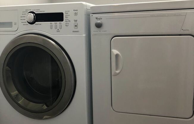 1 bed, 1 bath, 670 sqft, $972, Unit 125