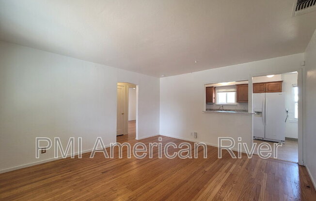 2721 18 AVE