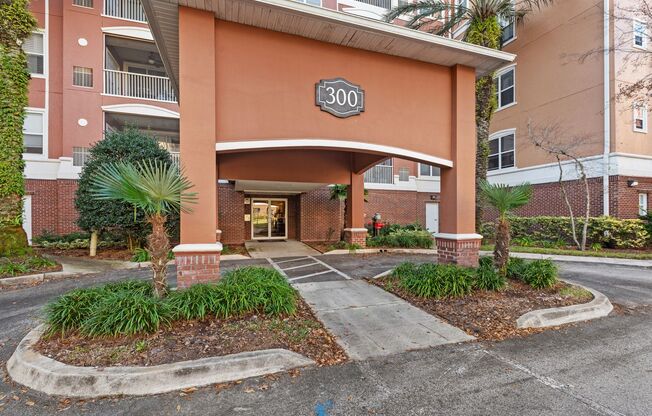 2 Bedroom, 2 Bathroom Deerwood Place Condo - Available Now!