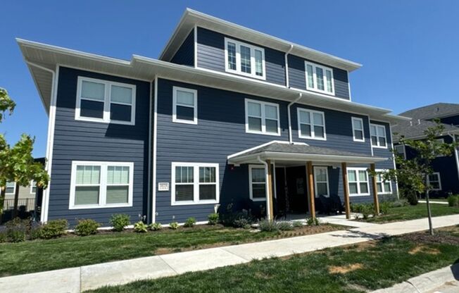 2 beds, 2 baths, 1,188 sqft, $2,095, Unit 10119 S 131st Street Unit 102 B1442 S10