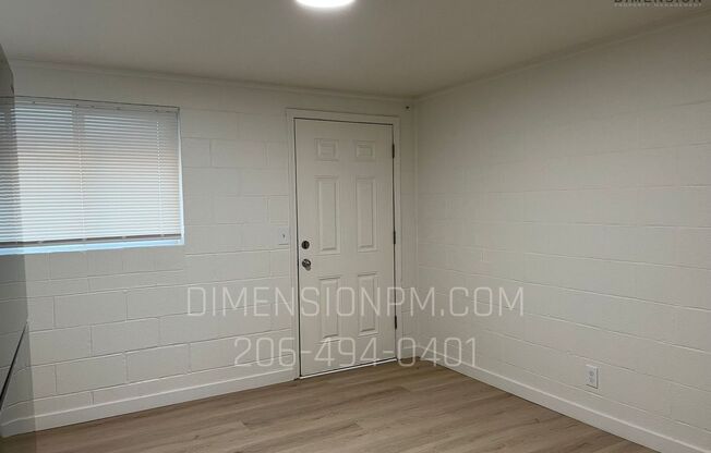 Studio, 1 bath, 209 sqft, $575, Unit Unit 033