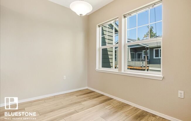 2 beds, 1 bath, 901 sqft, $1,400, Unit 1154-302