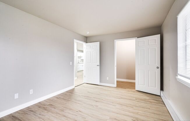 2 beds, 1 bath, 878 sqft, $1,449, Unit 3801-08