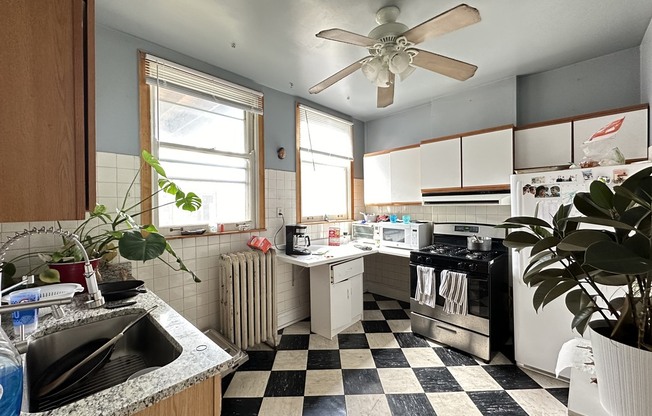 1398 ROSEMONT