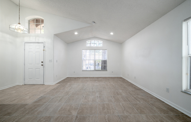 10478 SUN VILLA BLVD