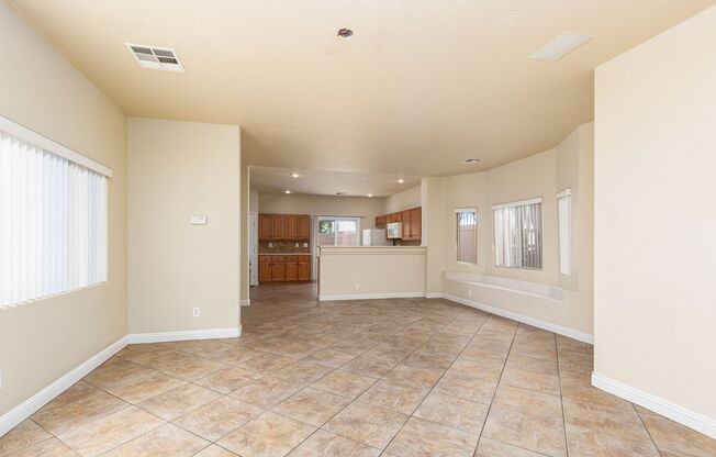 Rare FIVE bedroom home in NW with one bed/bath downstairs.