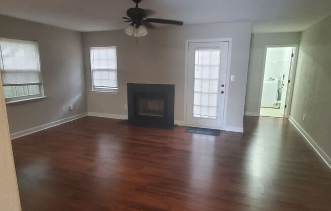 3 beds, 2.5 baths, $2,275