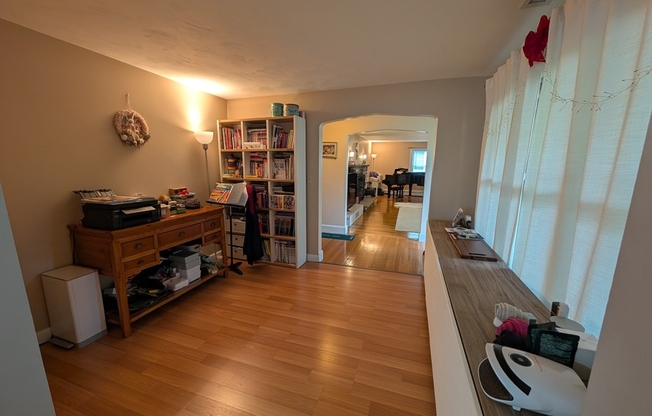 276 LINWOOD AVE