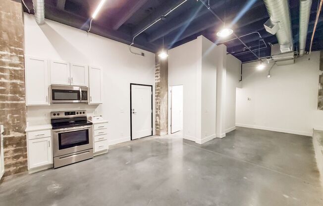 Studio, 1 bath, 567 sqft, $900, Unit A201