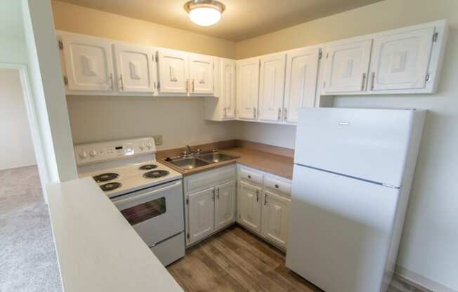 This is a photo of the kitchen in the 545 square foot 1 bedroom, 1 bath apartment at Lisa Ridge Apartments in the Westwood neighborhood of Cincinnati, Ohio.
