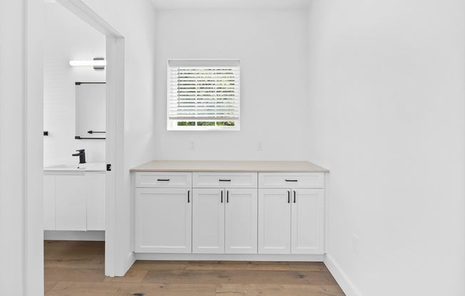 3 beds, 3.5 baths, 2,615 sqft, $5,250, Unit 5