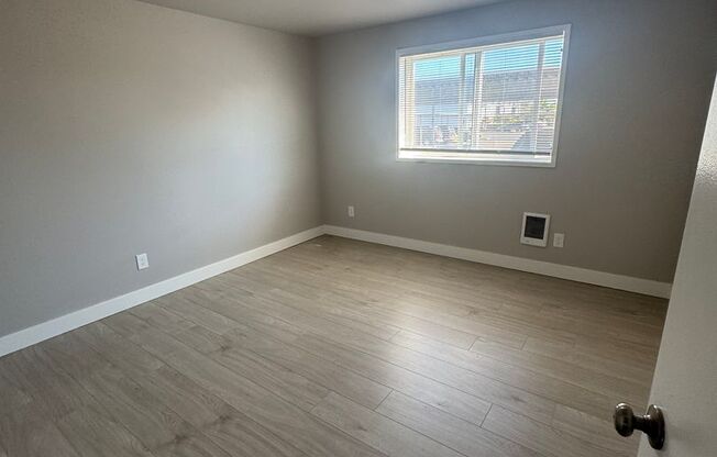 2 beds, 1 bath, 763 sqft, $1,250, Unit 2424-04