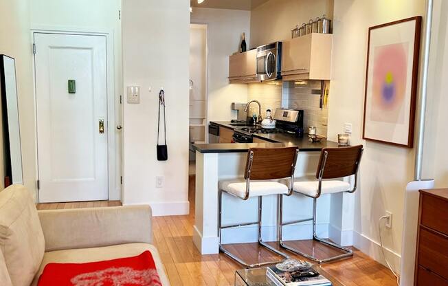 1 bed, 1 bath, $3,195, Unit 12