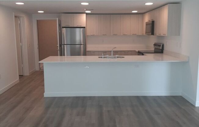 3 beds, 2 baths, 1,332 sqft, $2,982, Unit 19-208