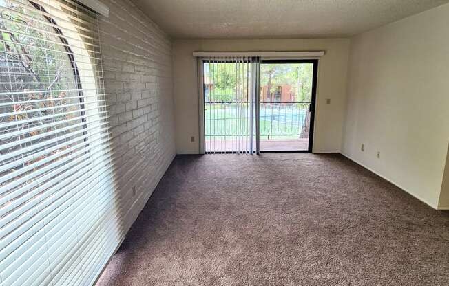 2x2 Upstairs Classic Dining Room at Mission Palms Apartment Homes in Tucson AZ