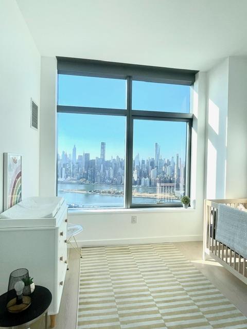 2 beds, 2 baths, 969 sqft, $7,600, Unit PH-201