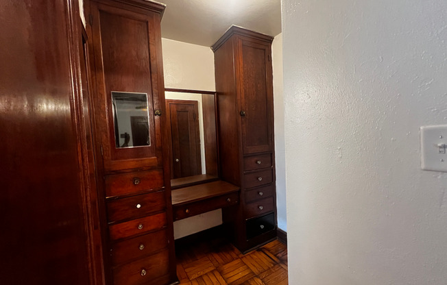 Studio, 1 bath, 400 sqft, $785, Unit 304