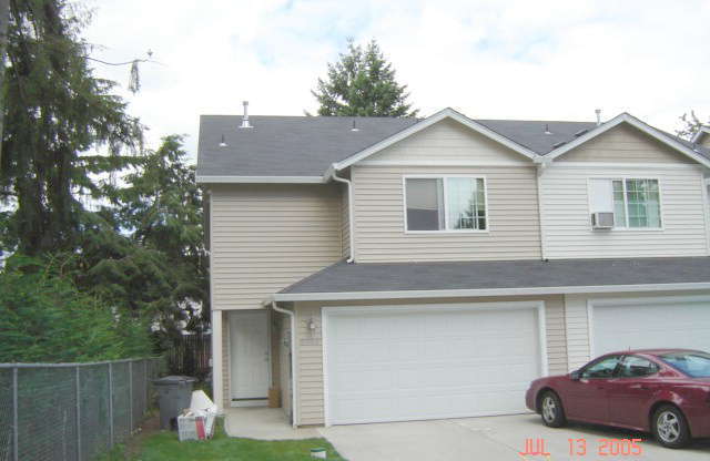 2-Story Townhouse