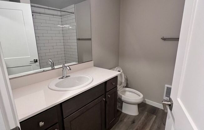Studio, 1 bath, 403 sqft, $1,375, Unit 6-G (ADA)