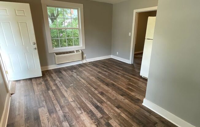 1 bedroom/ bath duplex