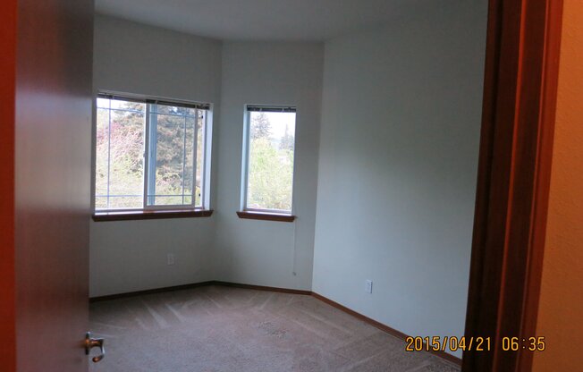 12231 12239 SE BUSH ST