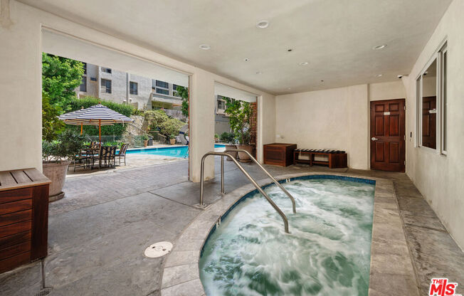 Studio, 1 bath, 407 sqft, $2,600, Unit 225