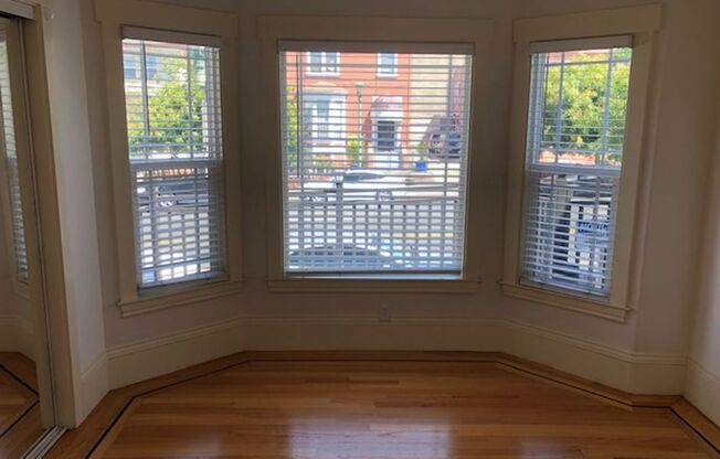 937 International Blvd