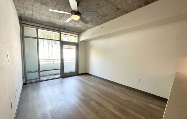 1 bed, 1 bath, 640 sqft, $2,895, Unit 212