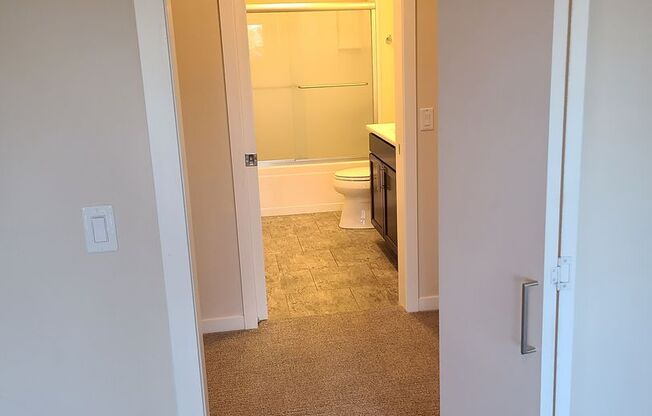 2 beds, 2 baths, 1,130 sqft, $1,825, Unit 206