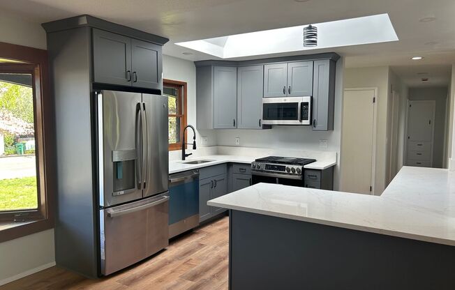 Completely Remodeled Home that Backs up to Red Wing Golf Course!!