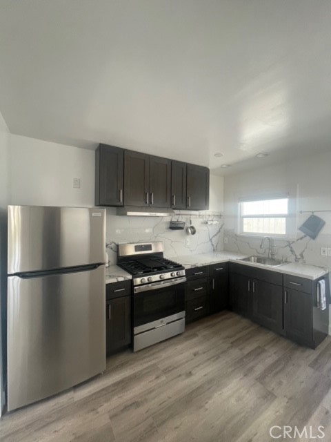 Studio, 1 bath, 400 sqft, $2,350