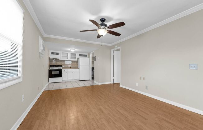 1BD/1BA Apartment off Curry Ford in Henley Park Apartments!