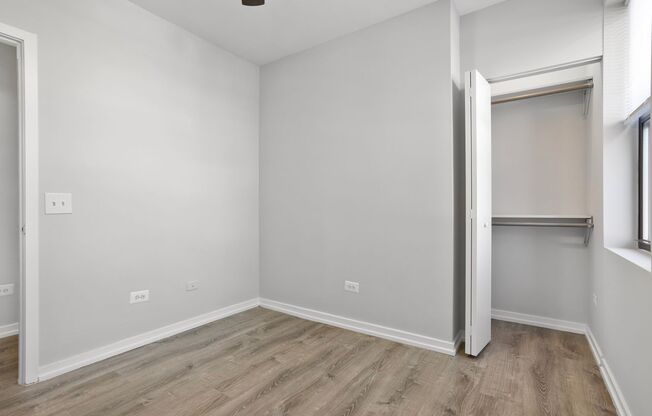 2 beds, 1.5 baths, 634 sqft, $2,500, Unit 106