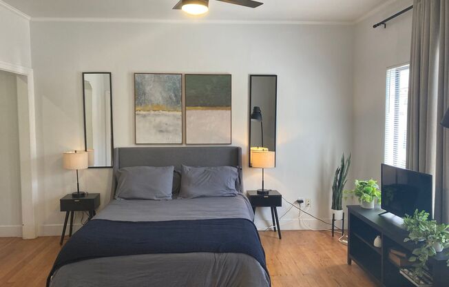 2050 Dracena Dr.