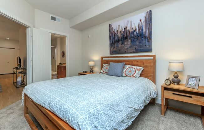 2 beds, 2 baths, 1,038 sqft, $1,920, Unit 2041