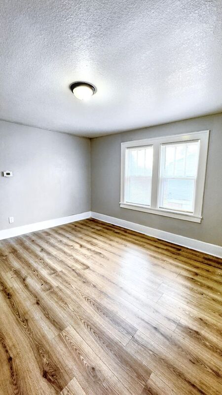 818 NORWOOD