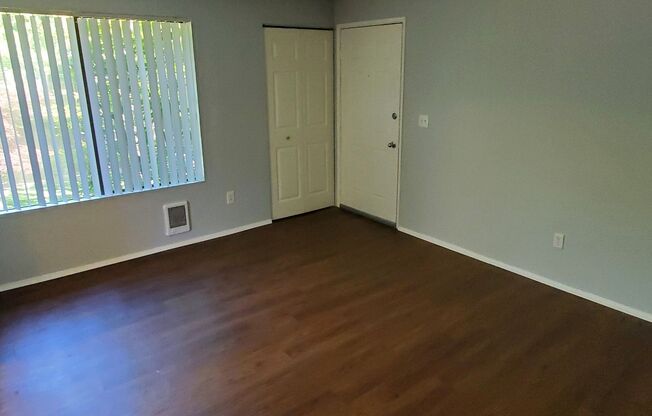 1 bed, 1 bath, 643 sqft, $1,550, Unit 124