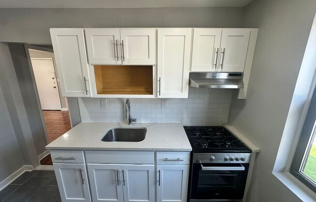 1 bed, 1 bath, 750 sqft, $1,625, Unit APT 57