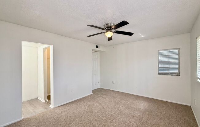 2 beds, 1 bath, 916 sqft, $1,545