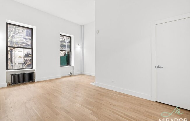 39 W 16 ST