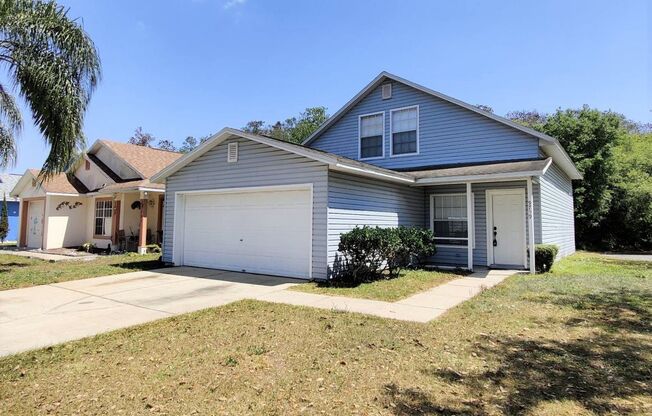 Beautiful 2-Story 4/2 House for Rent in the Meadows at Boggy Creek!