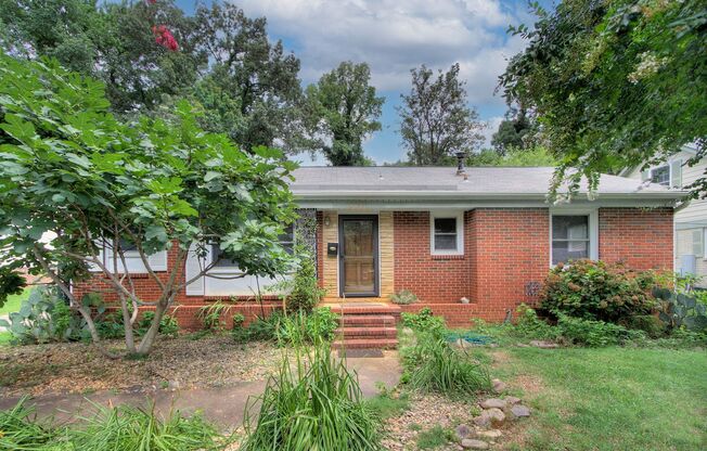 Beautifully updated full brick ranch, just minutes from vibrant Uptown Charlotte!