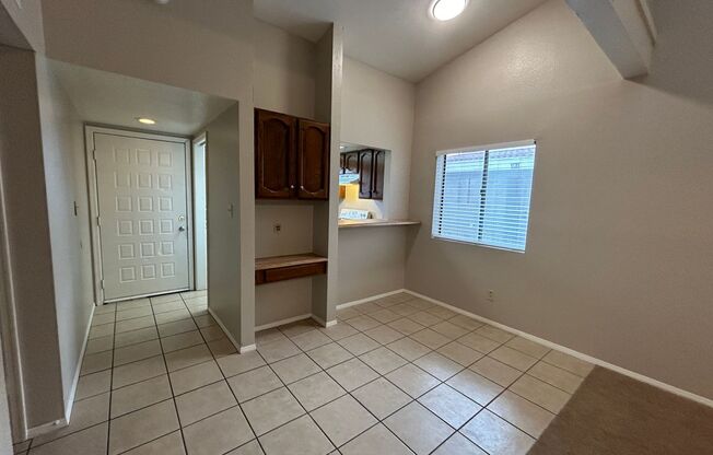 2 beds, 2 baths, $1,525, Unit UNIT #C