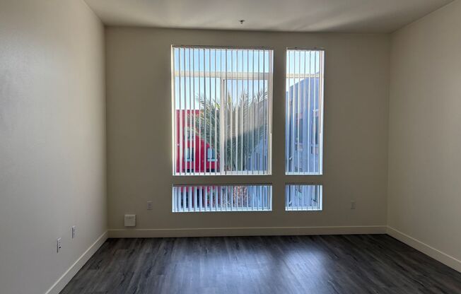 Studio, 1 bath, 459 sqft, $2,035, Unit 103